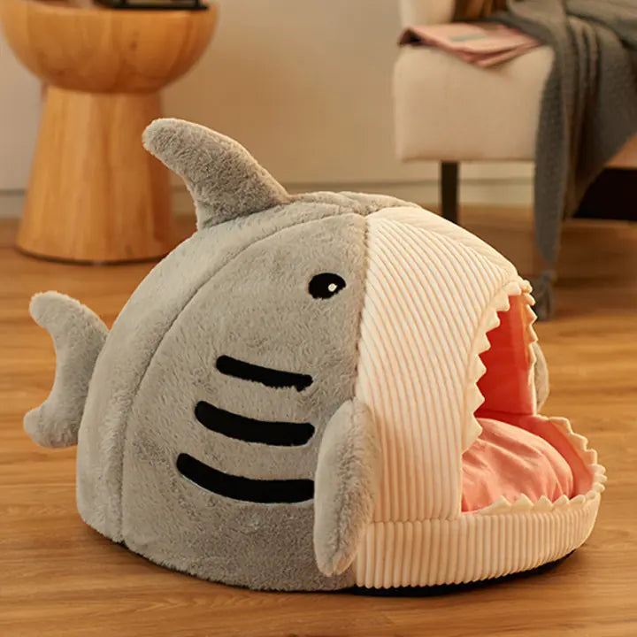 Shark-Shaped Enclosed Winter Pet Bed for Cats and Dogs